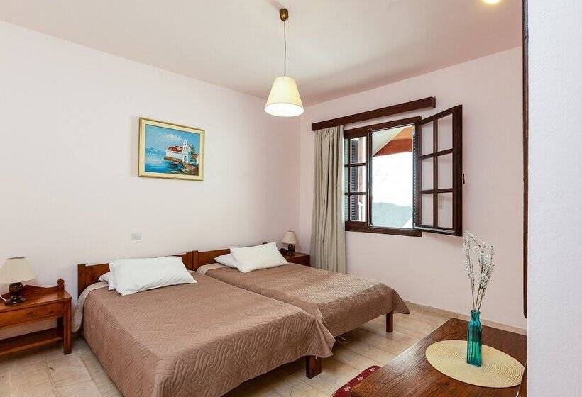 Пансион Santa Maria Studios & Apartments