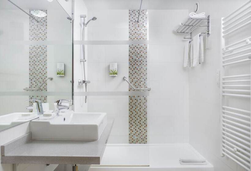 Royal Regency Paris Vincennes