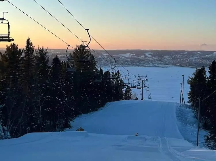 Hotelli Auberge Resto Le Parasol