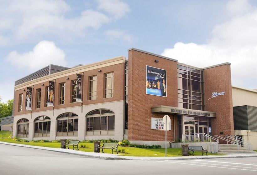 בית מלון כפרי Auberge Resto Le Parasol