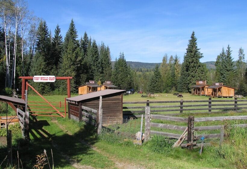 Hotel Fort Wells Gray Rustic Cabins Hostel