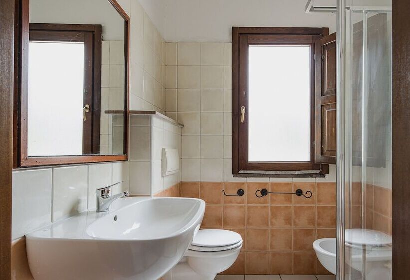 فندق Salice Resort