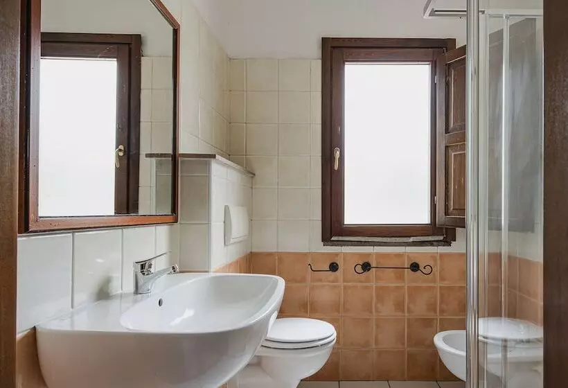 هتل Salice Resort