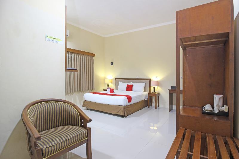 Majatalo Reddoorz Near Candi Pawon Borobudur