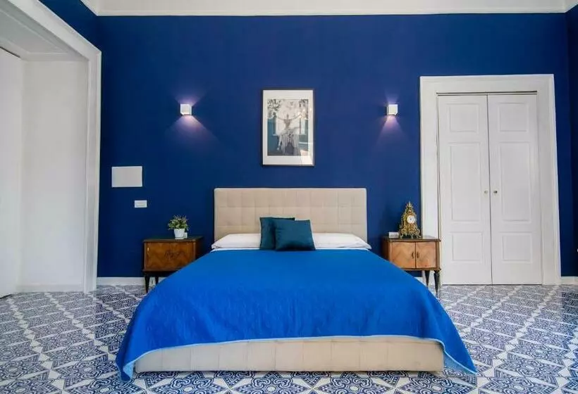 تختخواب و صبحانه Qu4ttro I Crudo Home