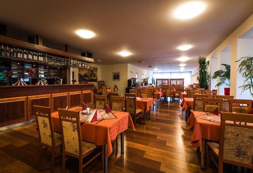 Szálloda Aurum Černý Důl