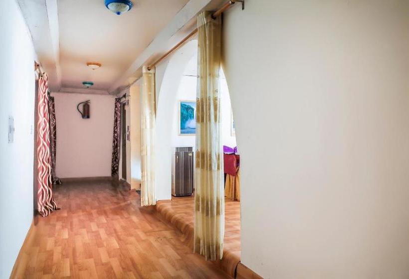 Hotel Oyo 71096 Shabnam Resorts