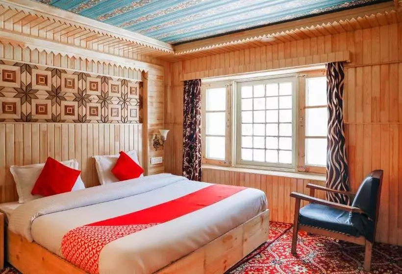 ホテル Oyo 71096 Shabnam Resorts