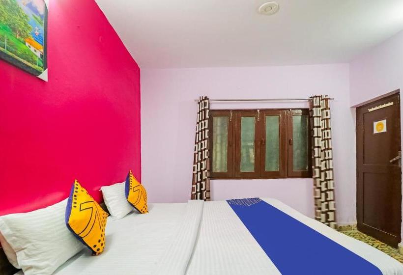 هتل Spot On 66279  Luv Palace