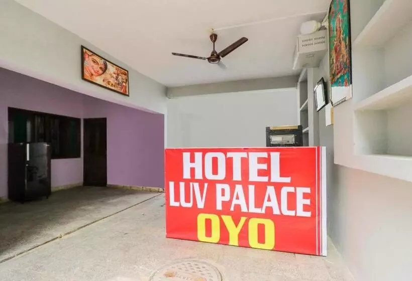 ホテル Spot On 66279 Luv Palace