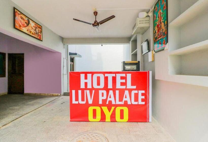 هتل Spot On 66279  Luv Palace