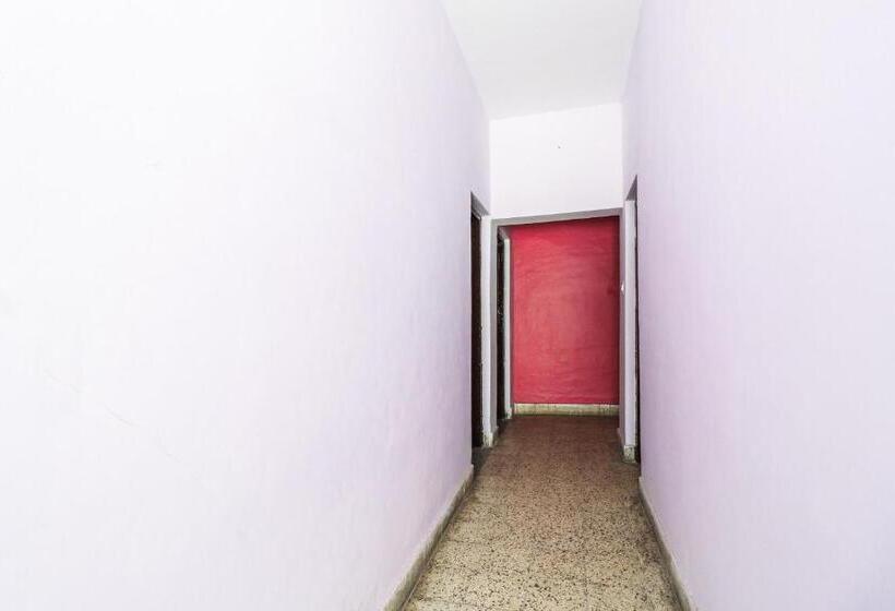 هتل Spot On 66279  Luv Palace