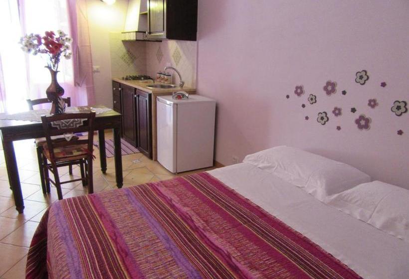 بنسيون Sicania Holiday House