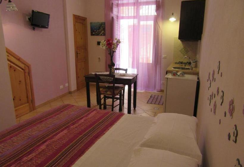 بنسيون Sicania Holiday House