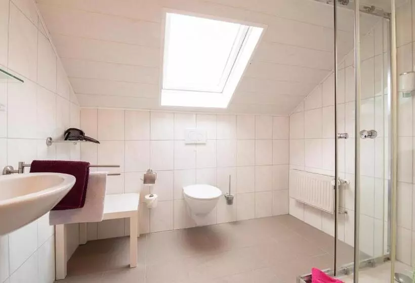 Majatalo Landhaus Heimisch Bed & Breakfast