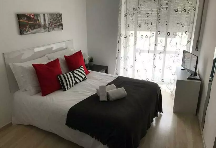 ペンション West Coast Peniche