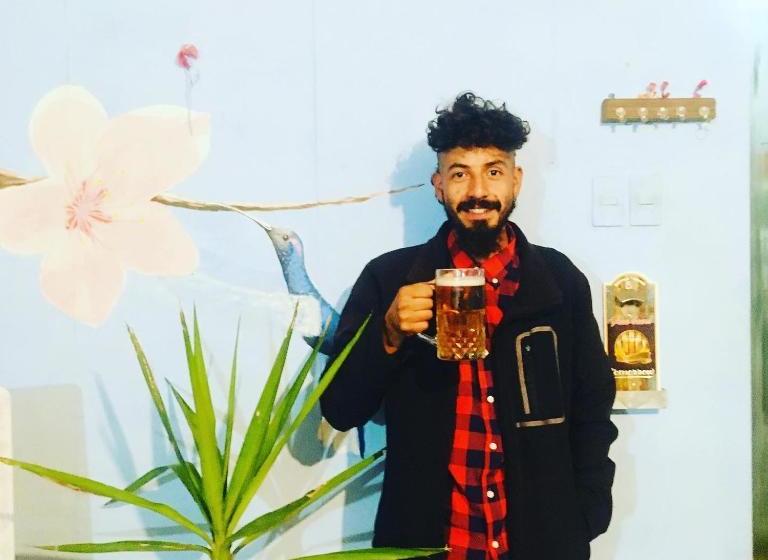 تختخواب و صبحانه Beer&beer