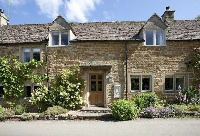 Aamiaismajoitus (B&B) The Old Post Office  Adlestrop