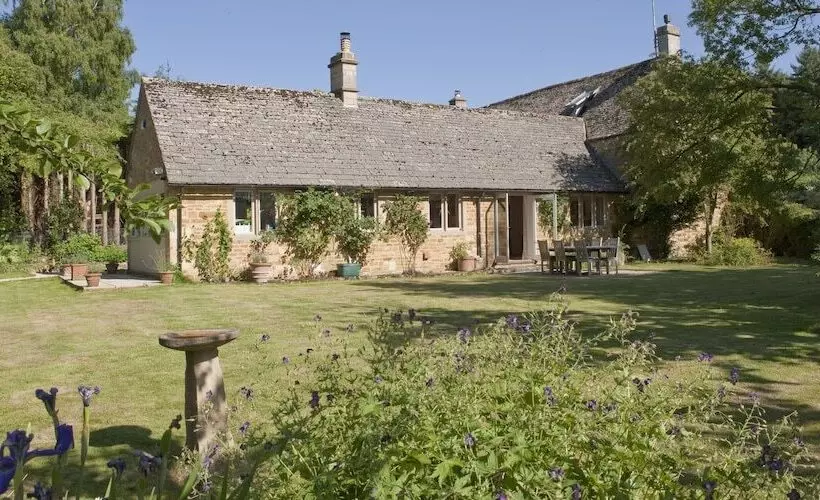 Aamiaismajoitus (B&B) The Old Post Office  Adlestrop