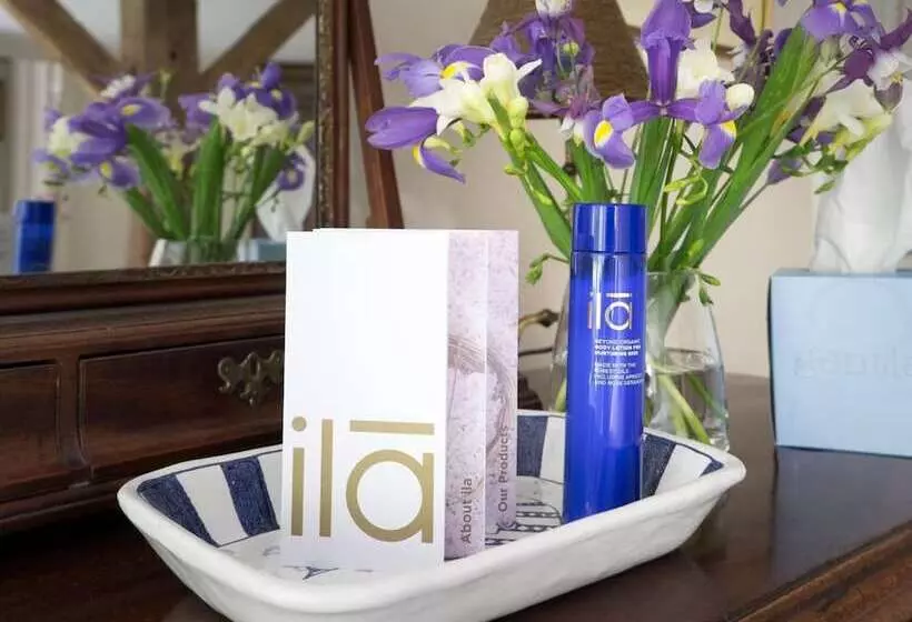 Aamiaismajoitus (B&B) The Old Post Office  Adlestrop