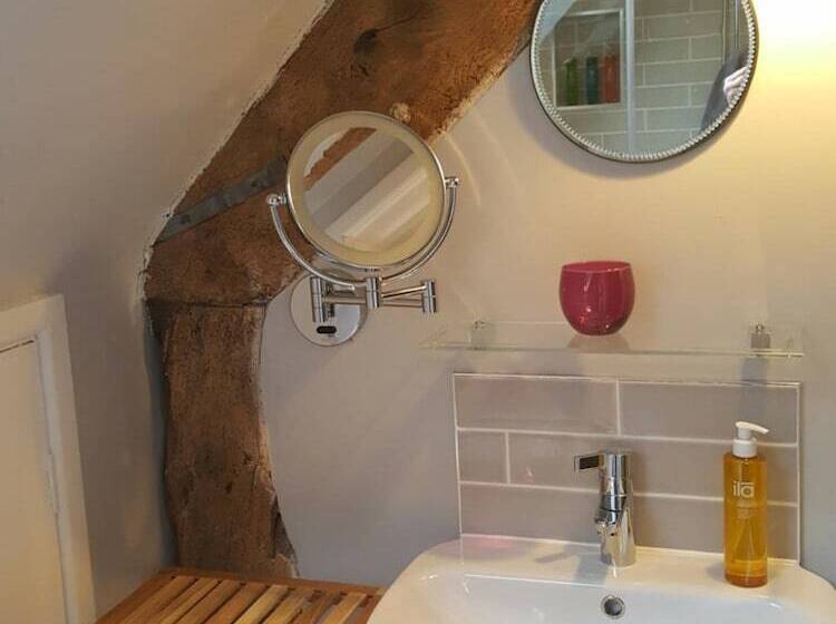 Bed and Breakfast The Old Post Office  Adlestrop