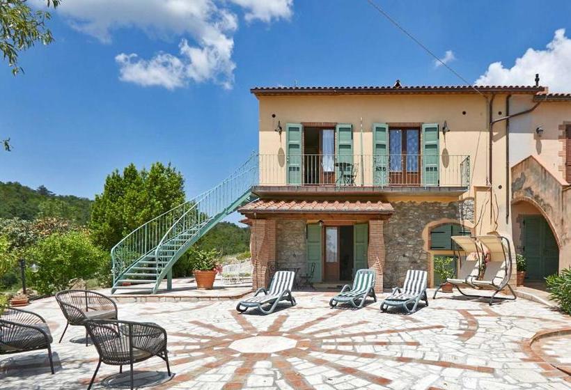 בית מלון כפרי Agriturismo Montecrespini