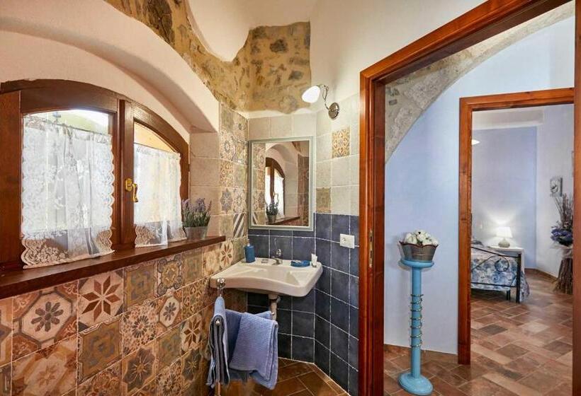 בית מלון כפרי Agriturismo Montecrespini