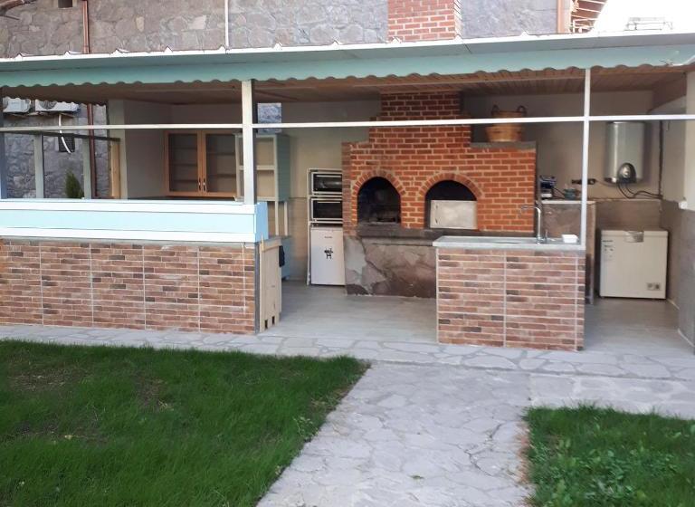 هتل Bergos Li̇man