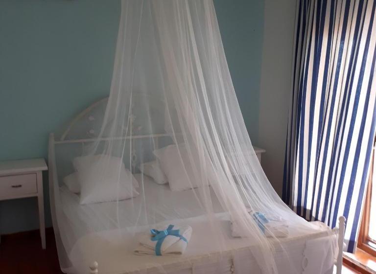 هتل Bergos Li̇man