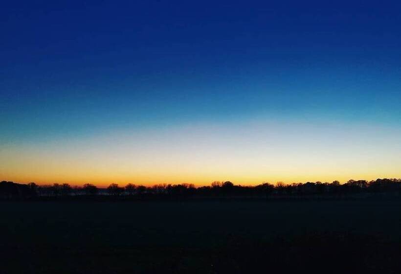 בית מלון כפרי Black Isle Lodge