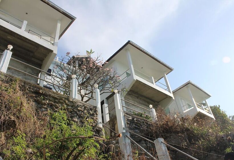 هتل Koh Sichang Unseen