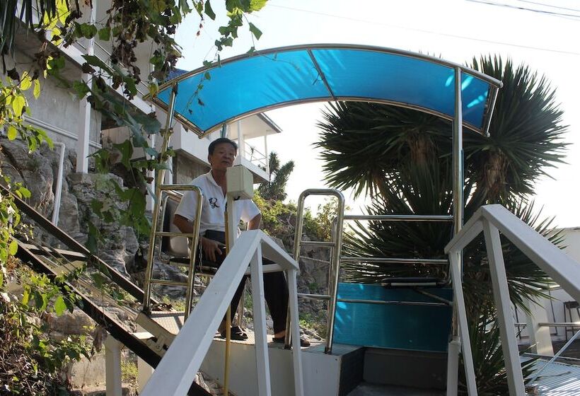 هتل Koh Sichang Unseen