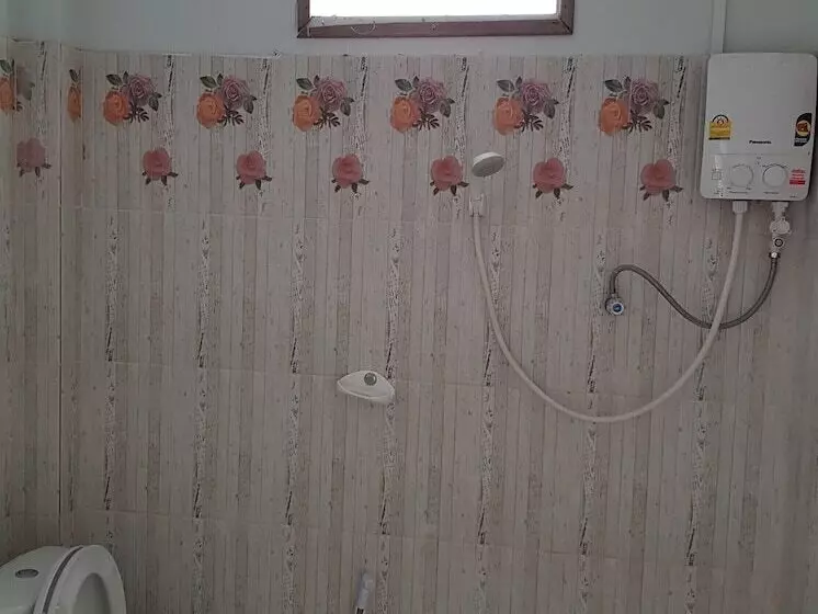 Hotelli Koh Sichang Unseen