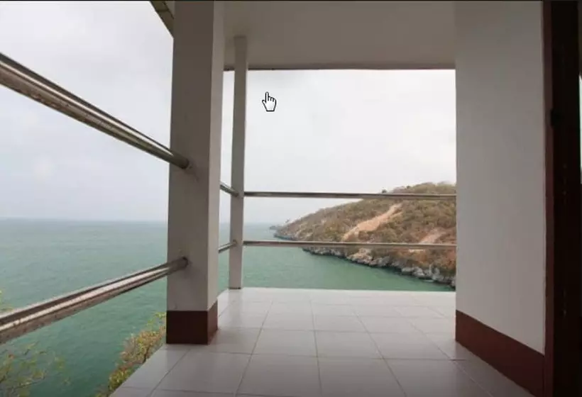 Hotelli Koh Sichang Unseen