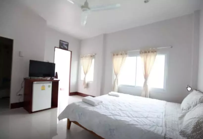 Hotelli Koh Sichang Unseen