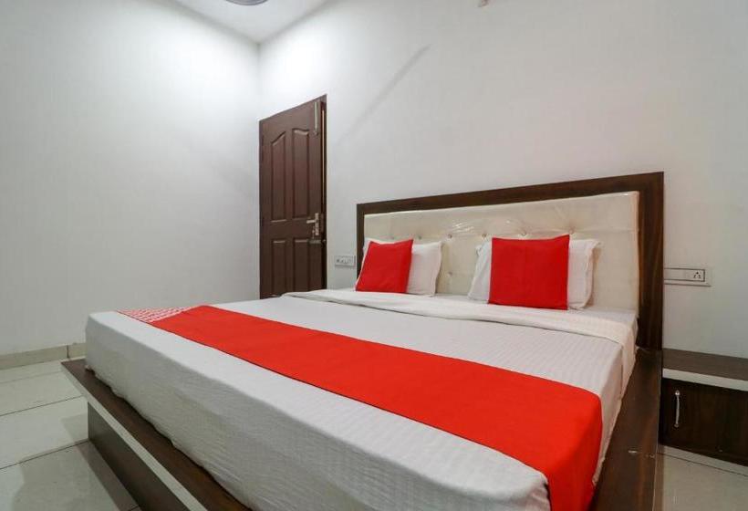 Hotel Oyo 65320 Surya