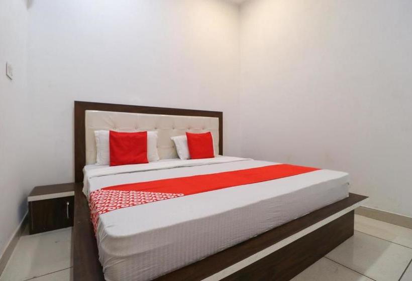 Hotel Oyo 65320 Surya