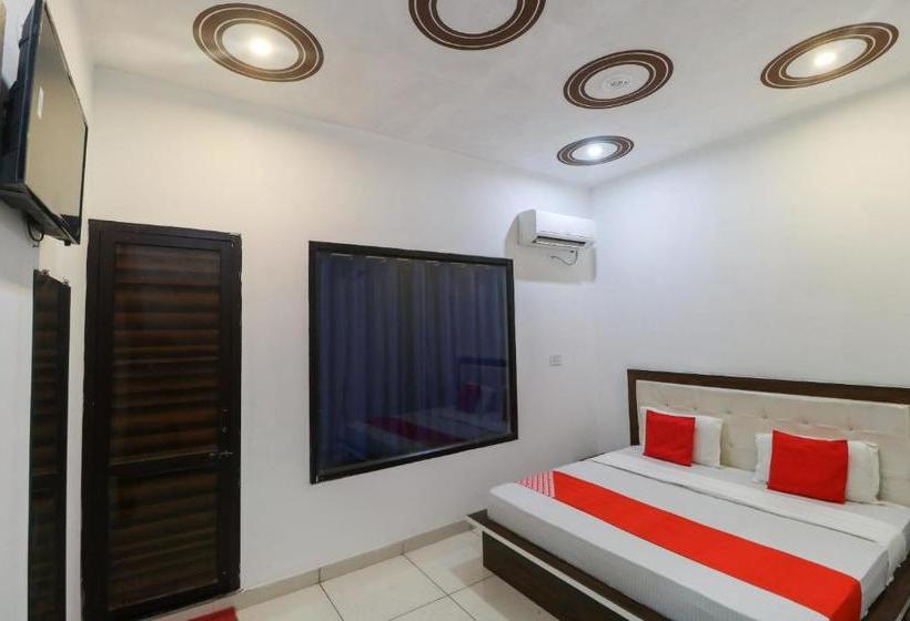 Hotel Oyo 65320 Surya