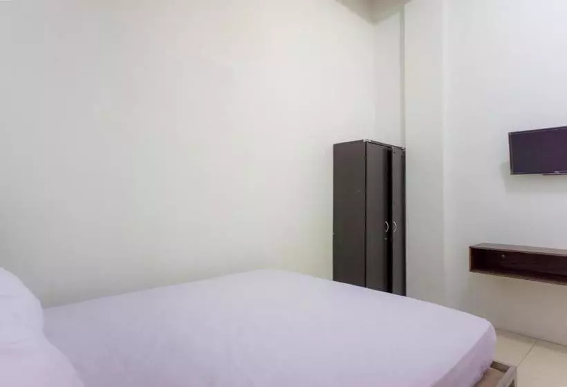 ホテル Oyo Life 2366 Gatsu Kost