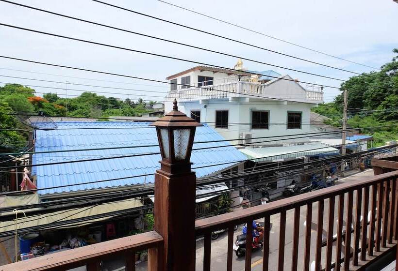 Pensão Baan Kun Tuad Ko Si Chang