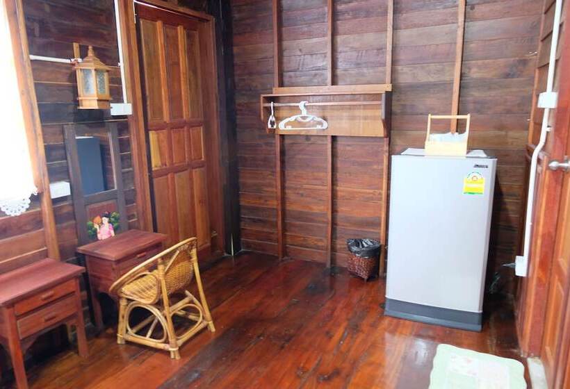 Pensão Baan Kun Tuad Ko Si Chang