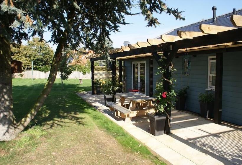 Tirah Bed And Breakfast