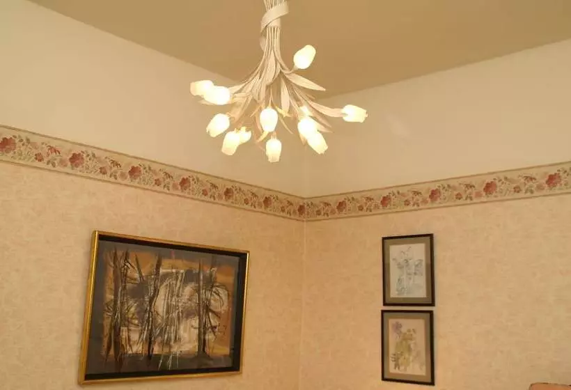 Yew Tree Cottage Bed And Breakfast