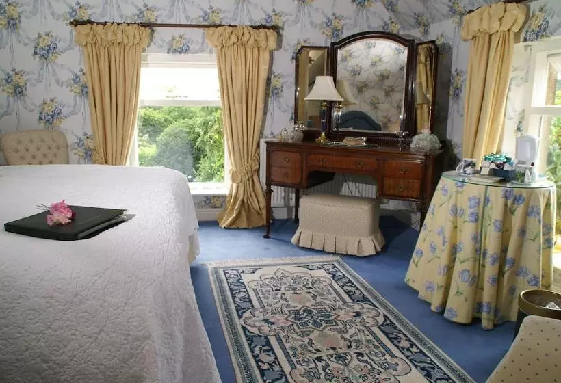 Yew Tree Cottage Bed And Breakfast