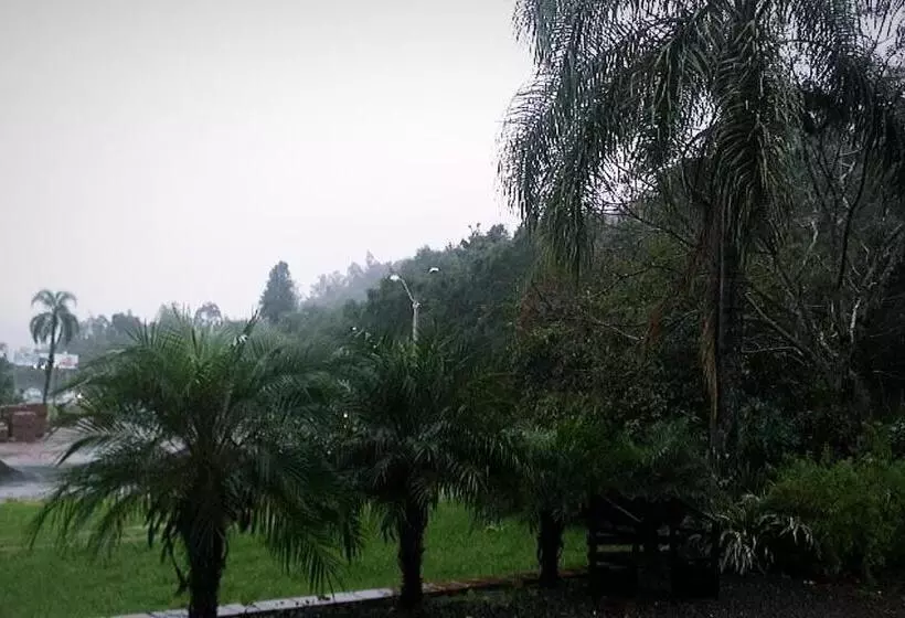 Majatalo Pousada Cidade Verde