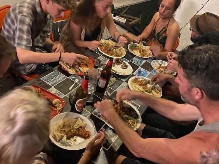 هاستل Katsura Varkala