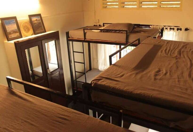 هاستل Katsura Varkala