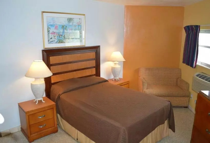 Tropicana Motel Wauchula