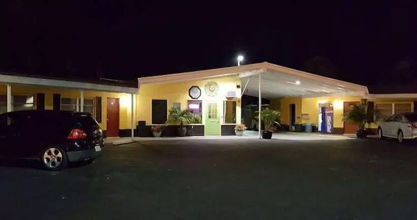 Tropicana Motel Wauchula