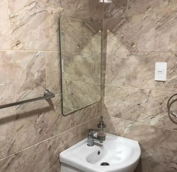 ユースホステル Hostal Luna Del Mar 840b